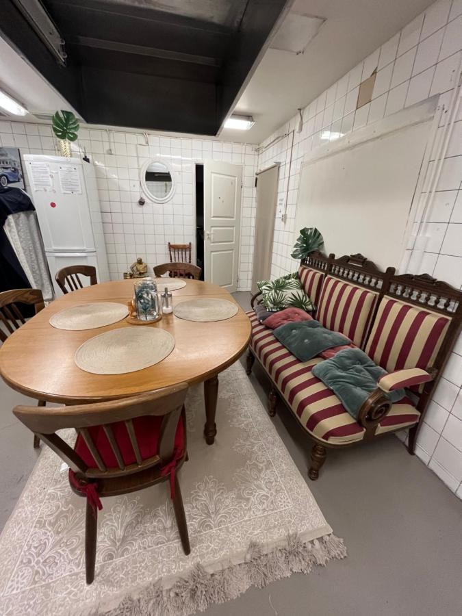 Wherever Mini Hostel โรวานิเอมิ ภายนอก รูปภาพ